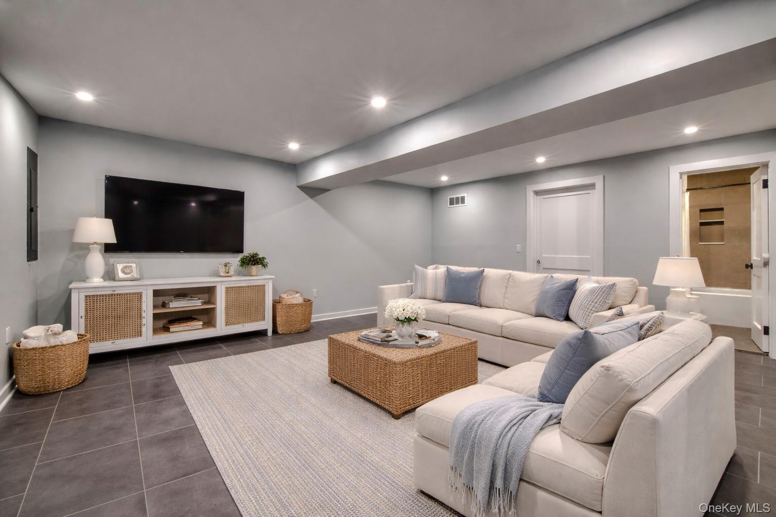 130 Village Lane, Orient, NY 11957