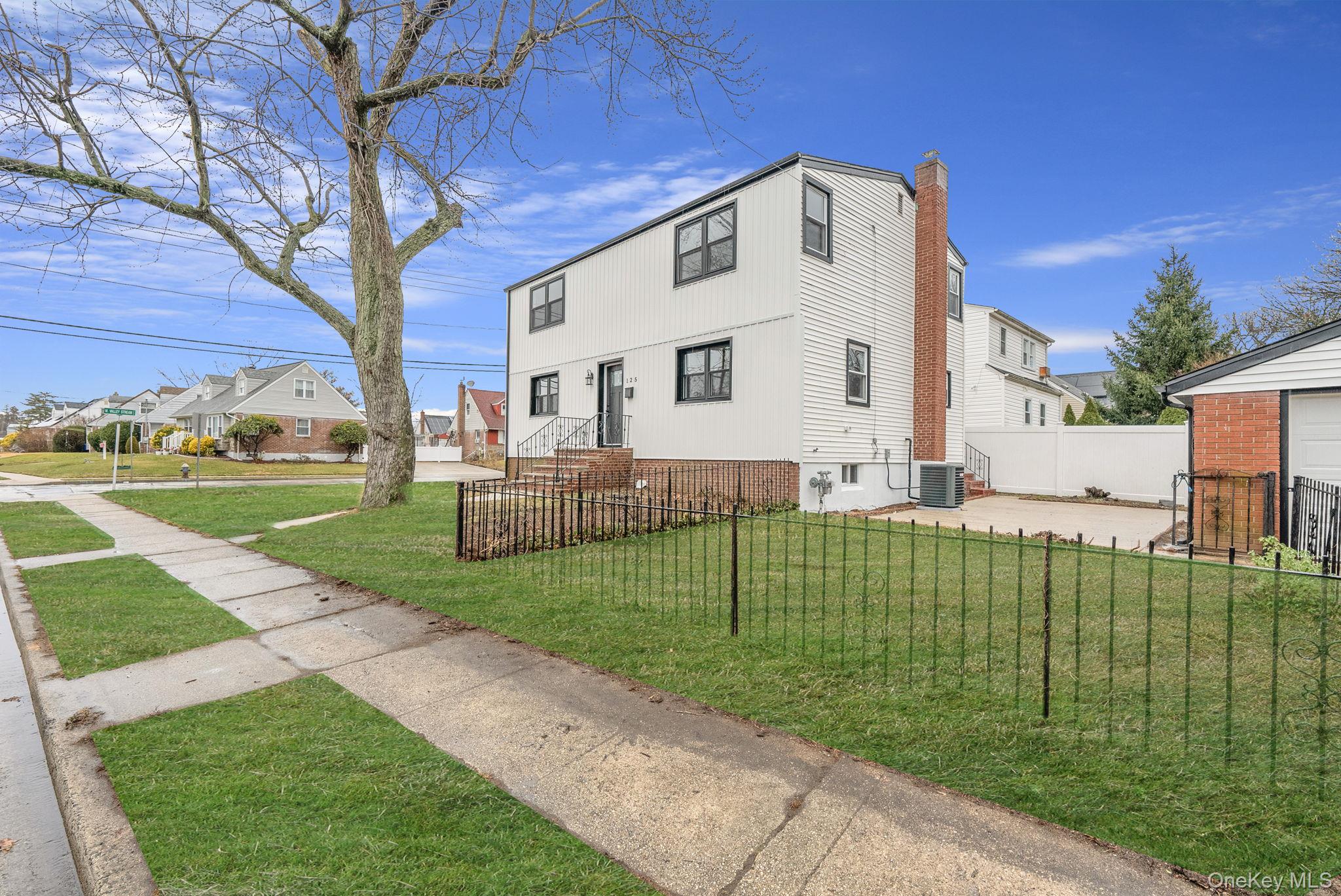 125 Boden Avenue, Valley Stream, NY 11580