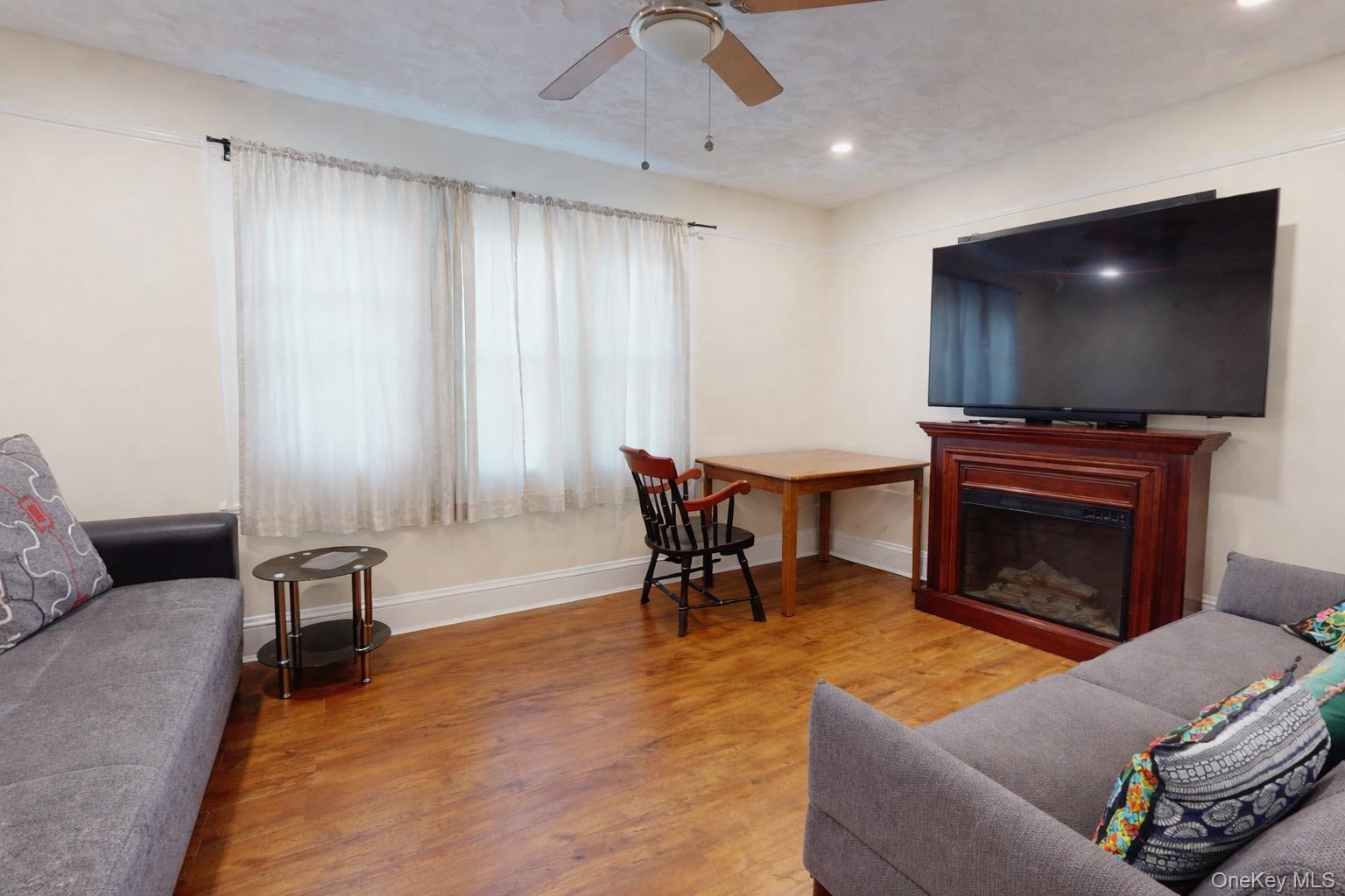 9456 199th Street, Hollis, NY 11423