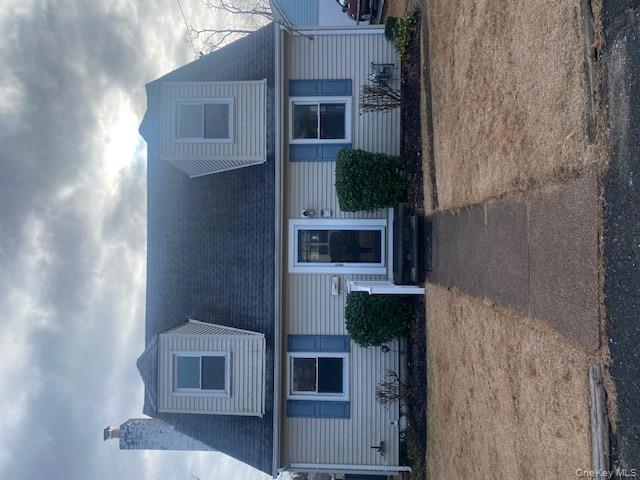 12 Bayview Avenue, Bayville, NY 11709