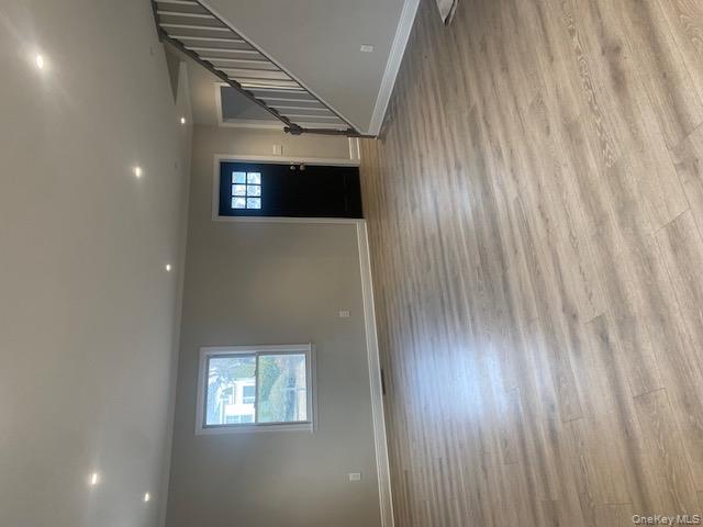 12 Bayview Avenue, Bayville, NY 11709