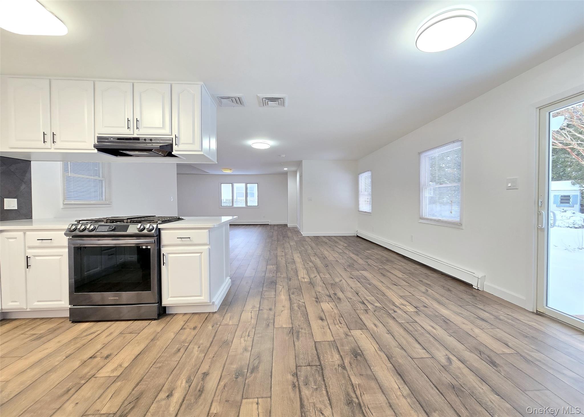 35 Segatogue Lane, South Setauket, NY 11720