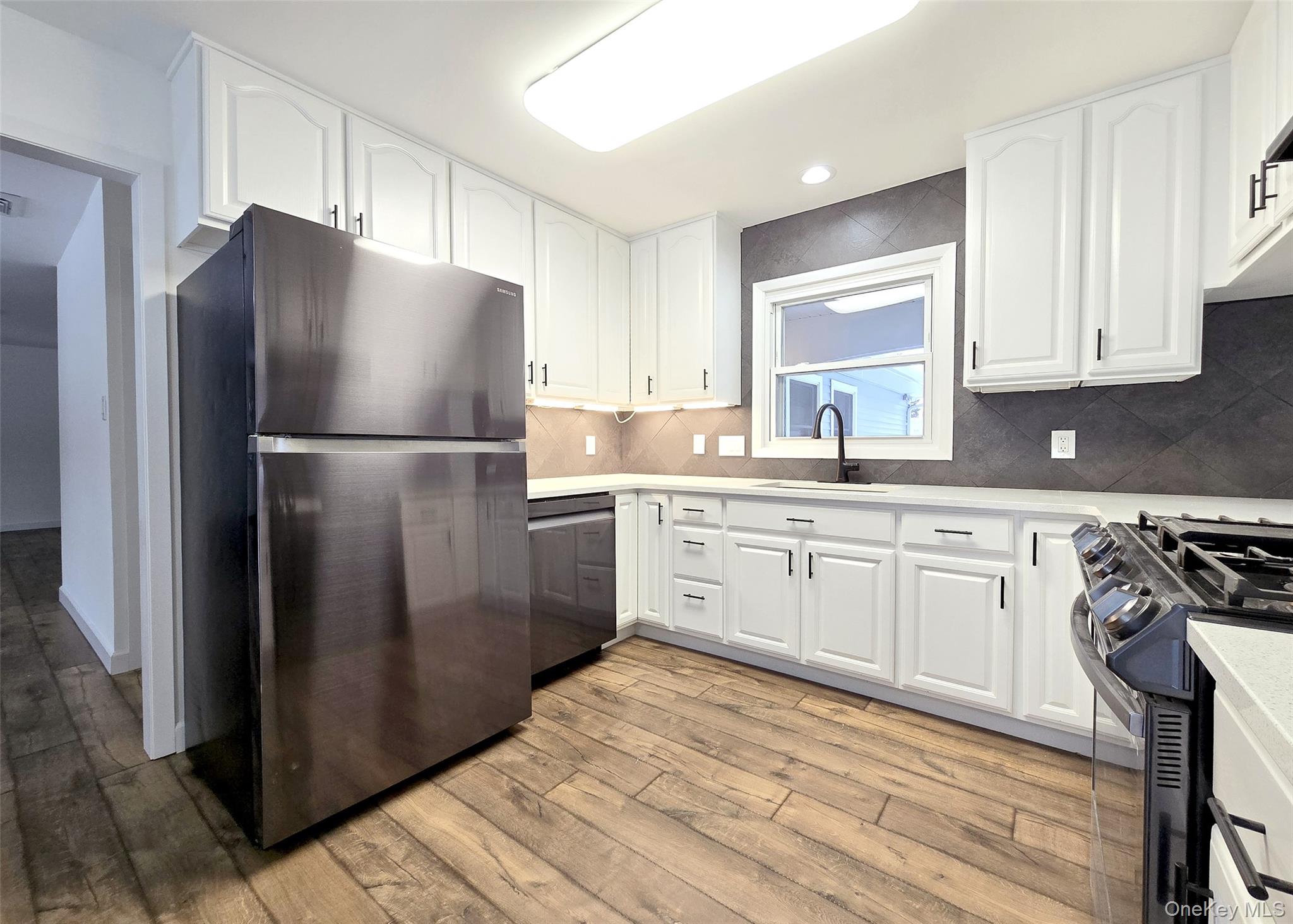 35 Segatogue Lane, South Setauket, NY 11720