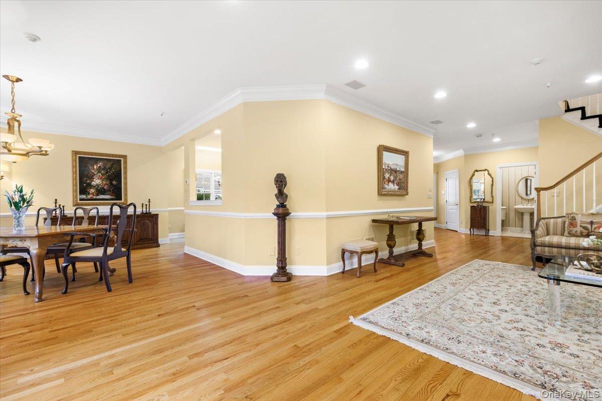 51 Club Pointe Drive, White Plains, NY 10605