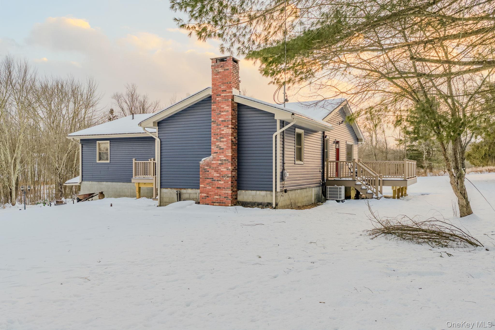 41 Low Road, Wallkill, NY 12589