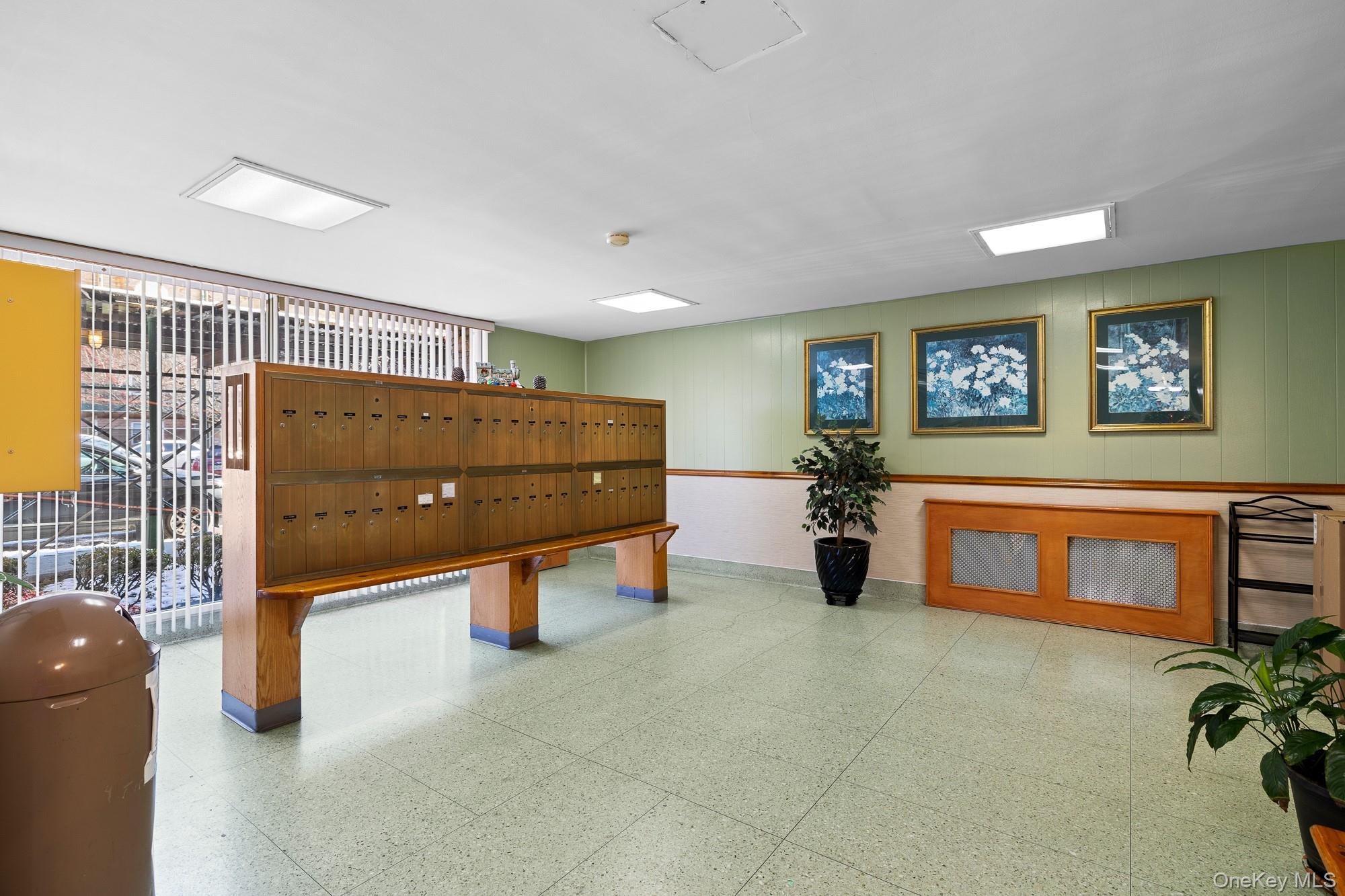 88-08 151st Avenue # 1B, Howard Beach, NY 11414