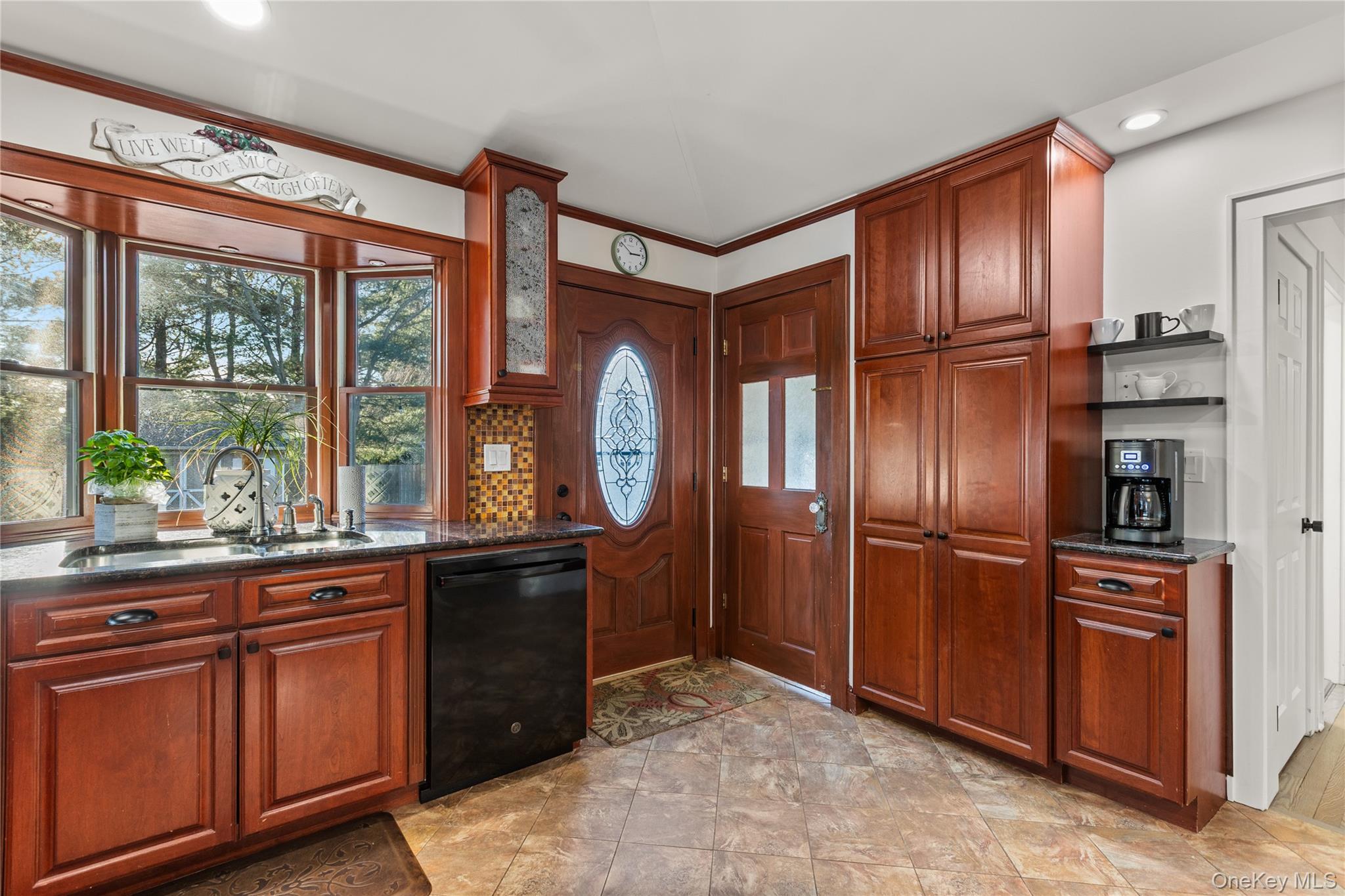 26 Community Road, Bay Shore, NY 11706