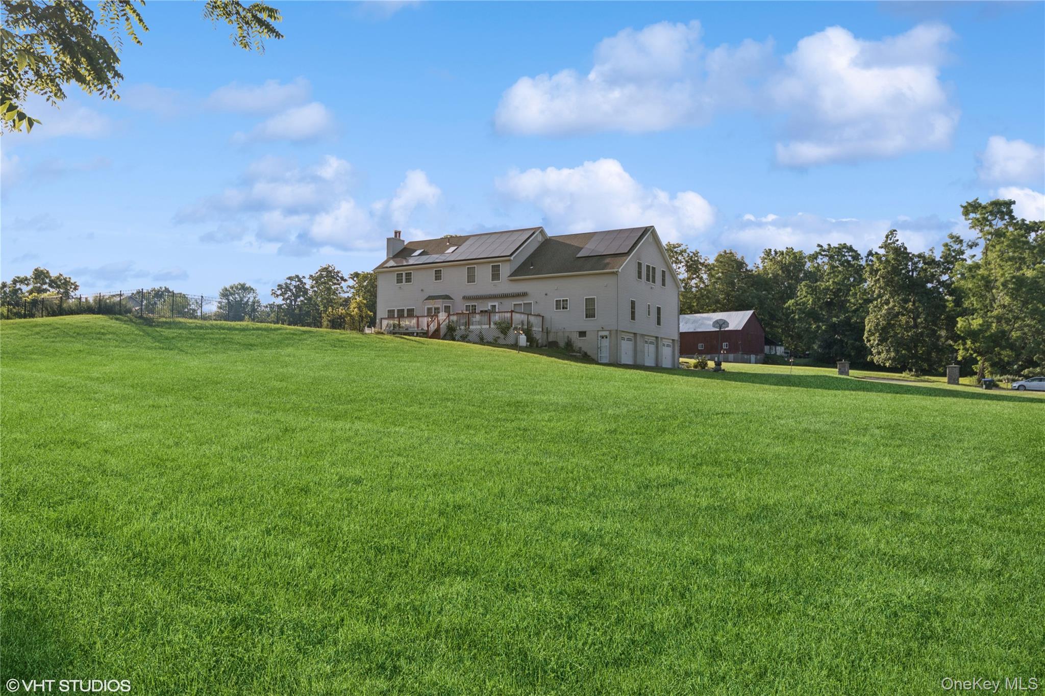 10 Willys Court, Rock Tavern, NY 12575