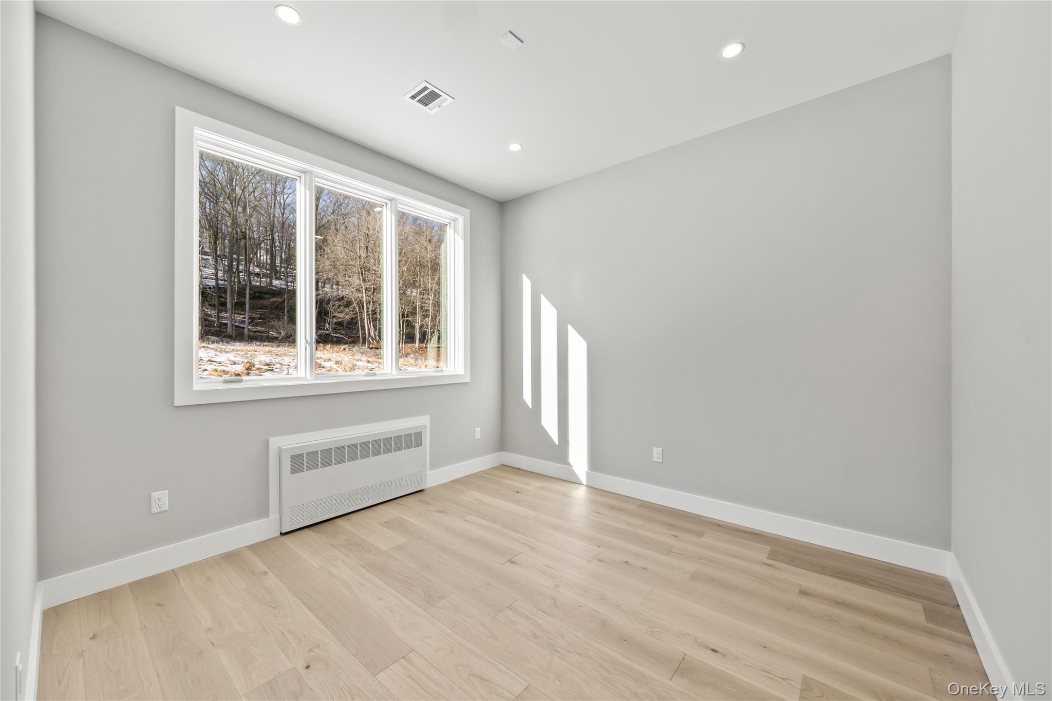 6 Argo Lane, Spring Valley, NY 10977