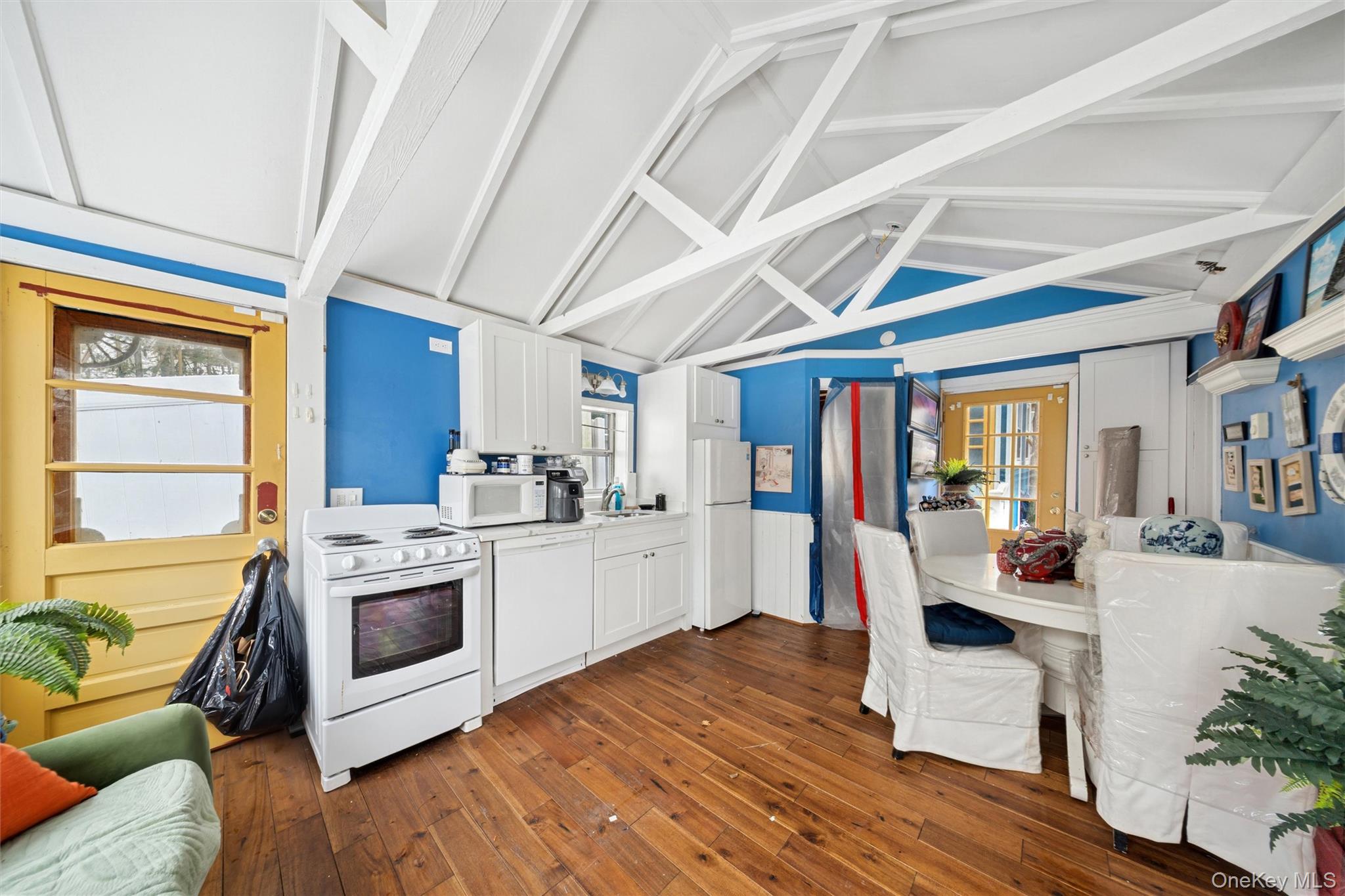 74 Richardson Avenue, East Hampton, NY 11937