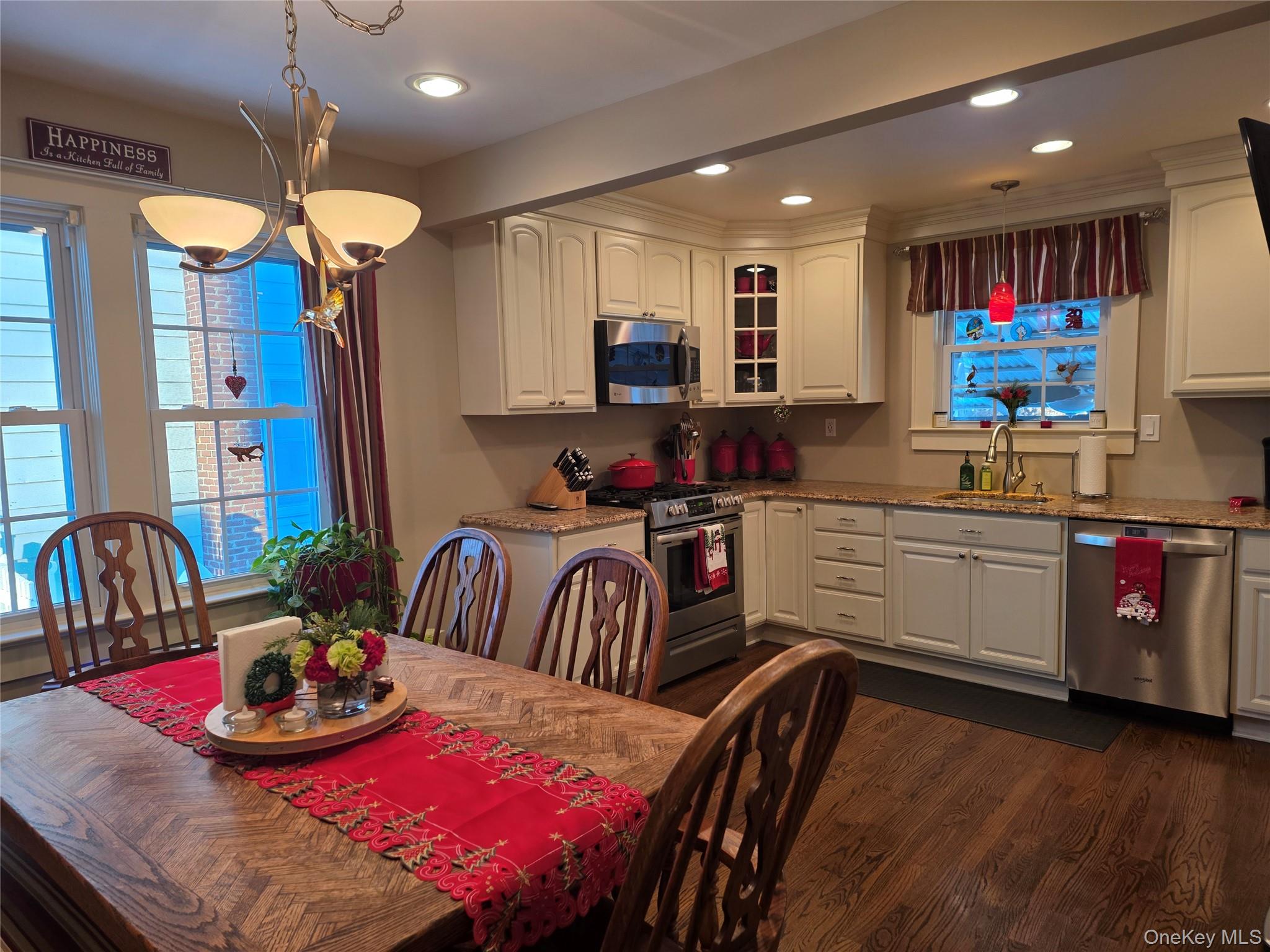 1405 Ohio Avenue, Bay Shore, NY 11706