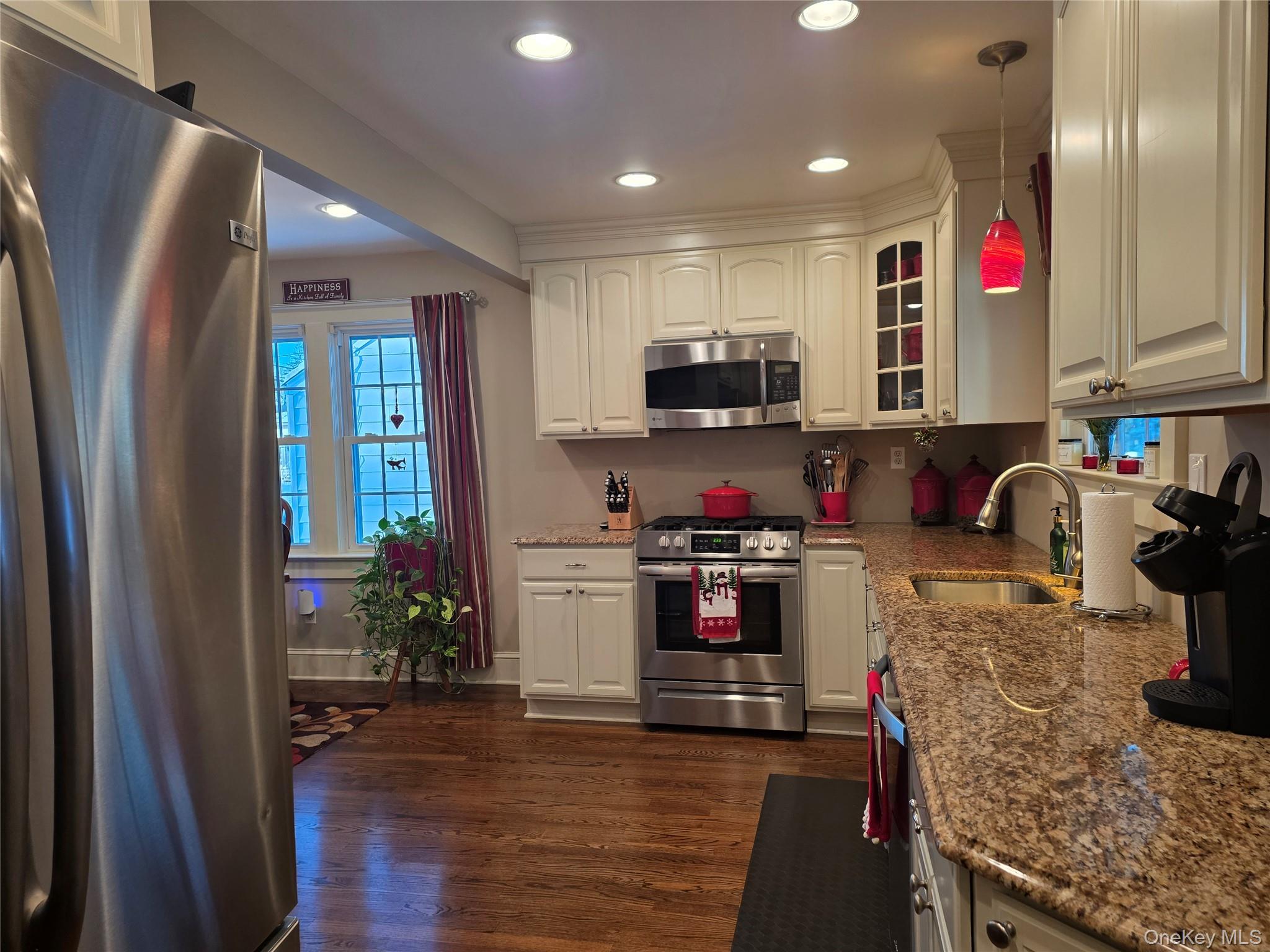 1405 Ohio Avenue, Bay Shore, NY 11706