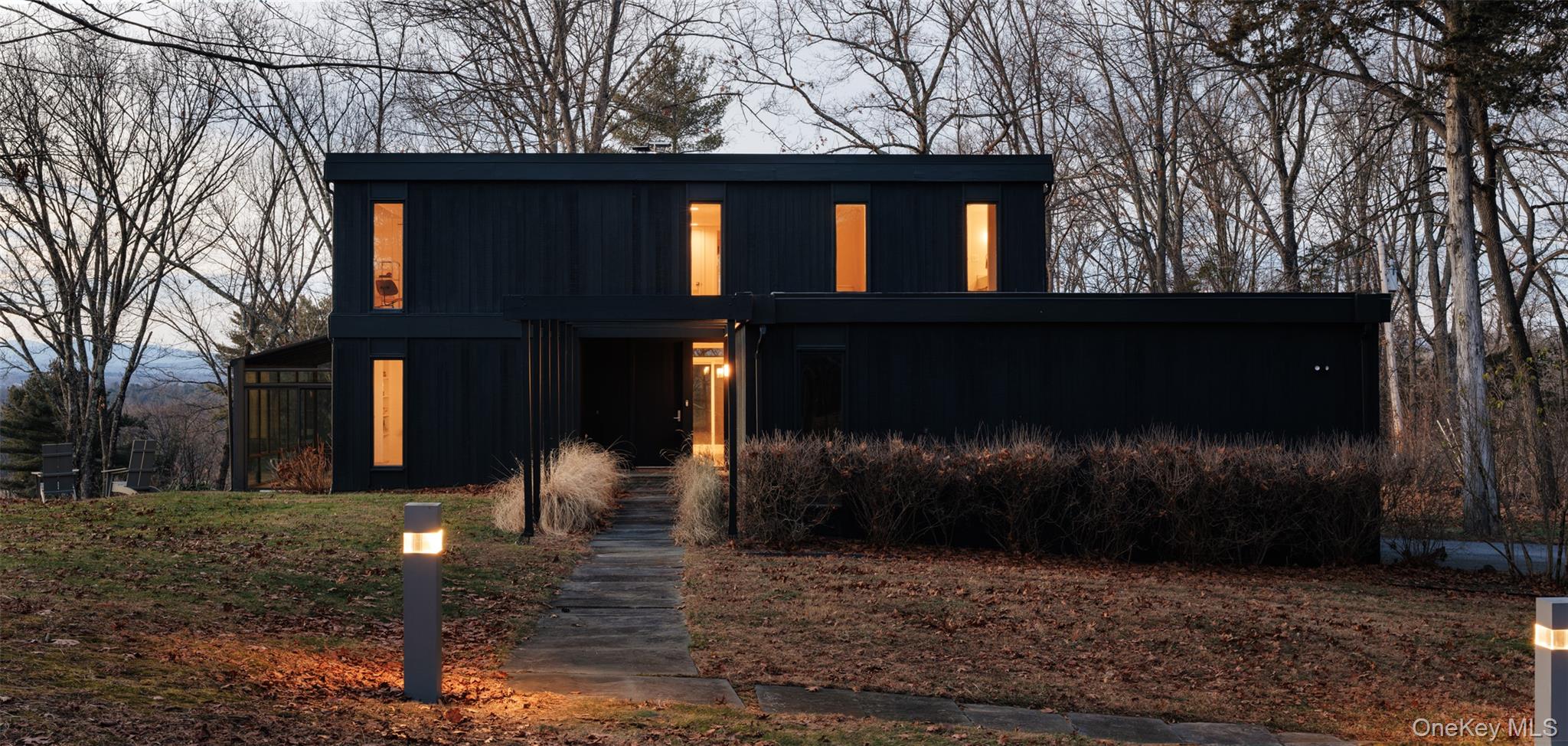 110 Old Albany Post Road, Rhinebeck, NY 12572