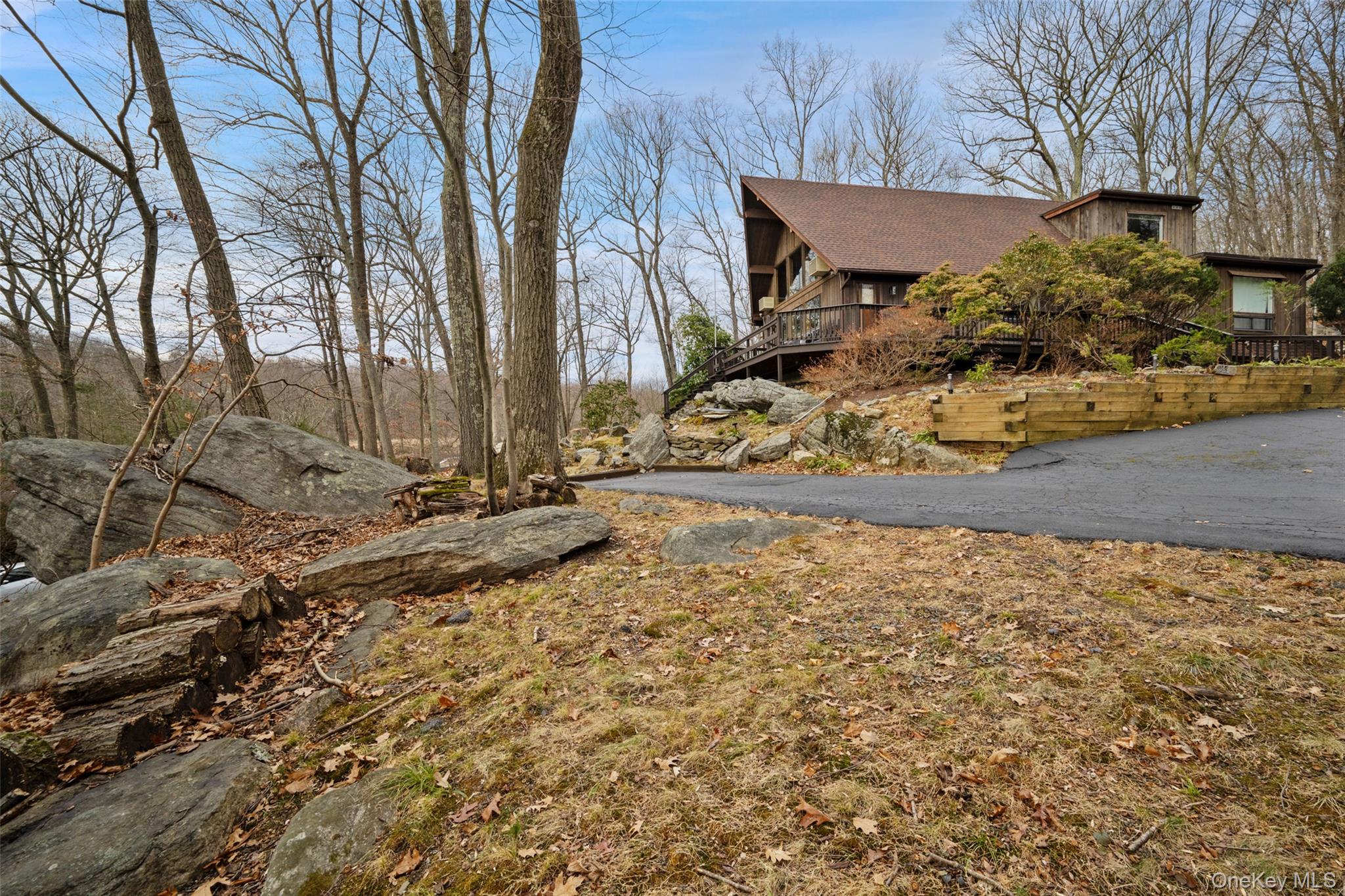 36 Kirk Lake Drive, Mahopac, NY 10541