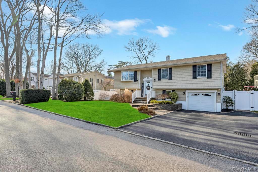 62 Forest Avenue, Lake Grove, NY 11755