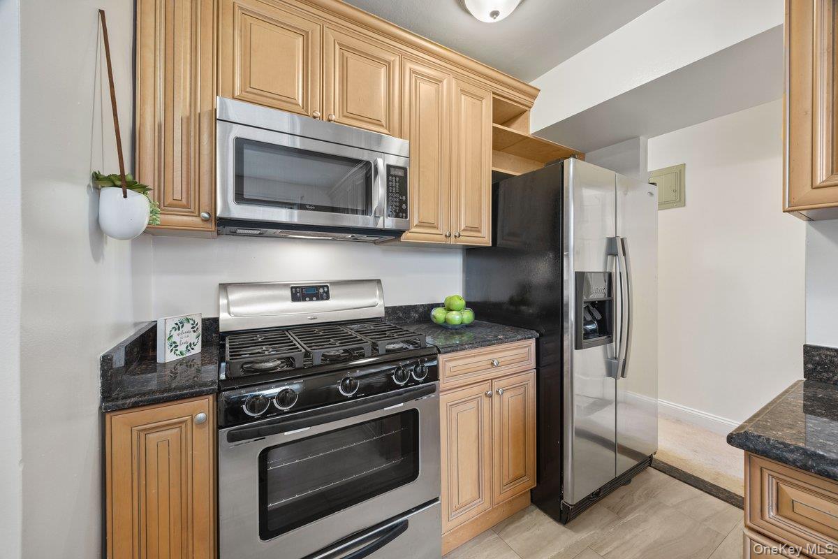 1 Sadore Lane # 5S, Yonkers, NY 10710