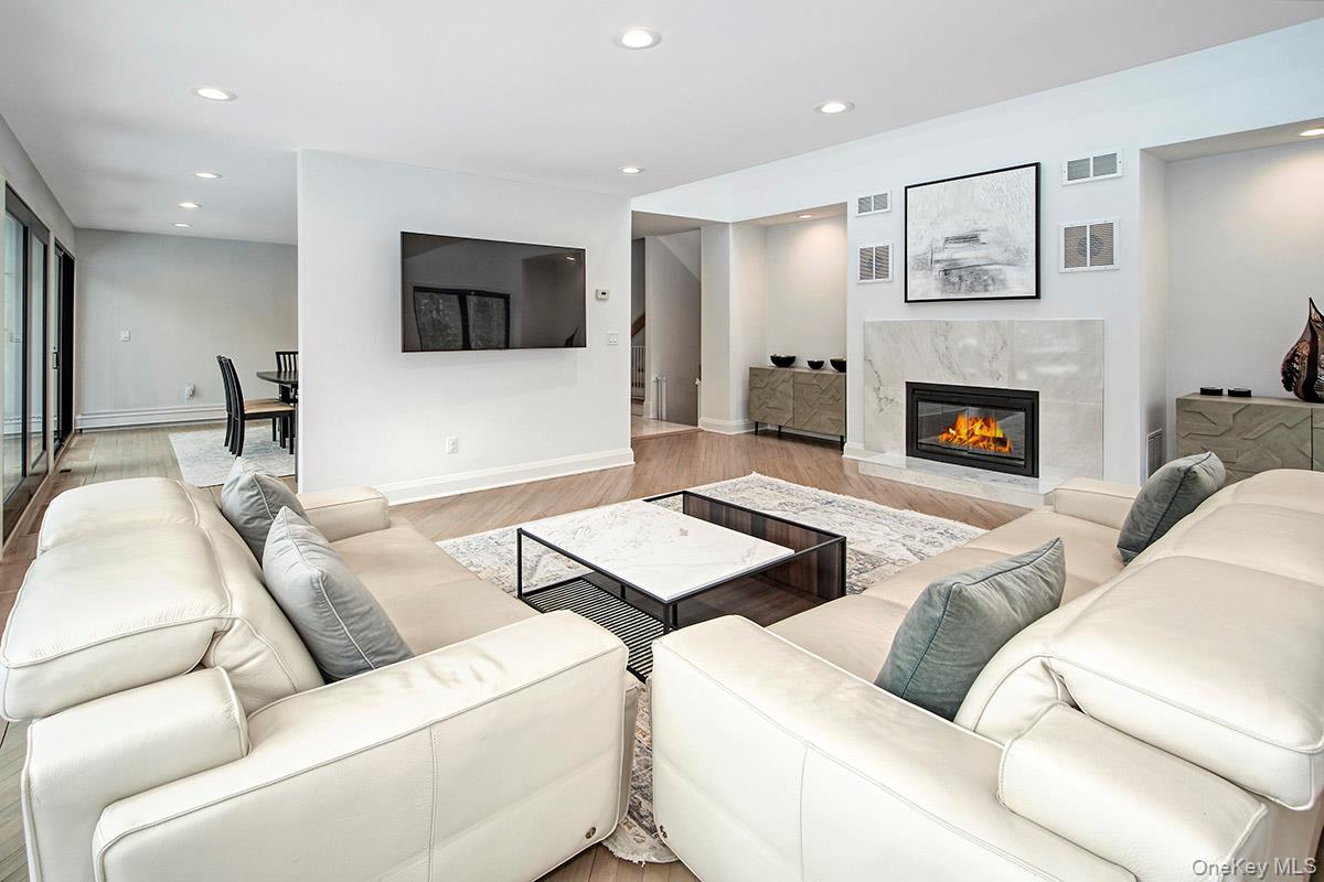 2 Whippoorwill Close, Chappaqua, NY 10514