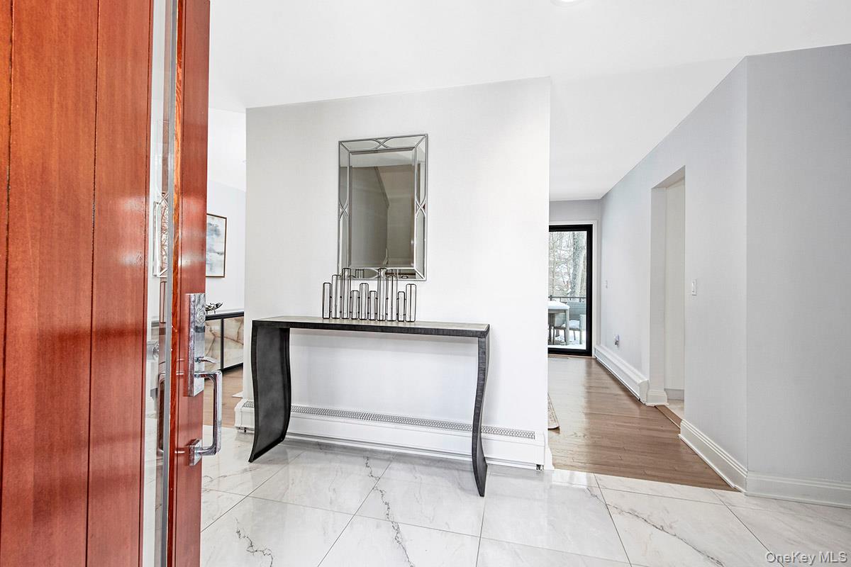 2 Whippoorwill Close, Chappaqua, NY 10514