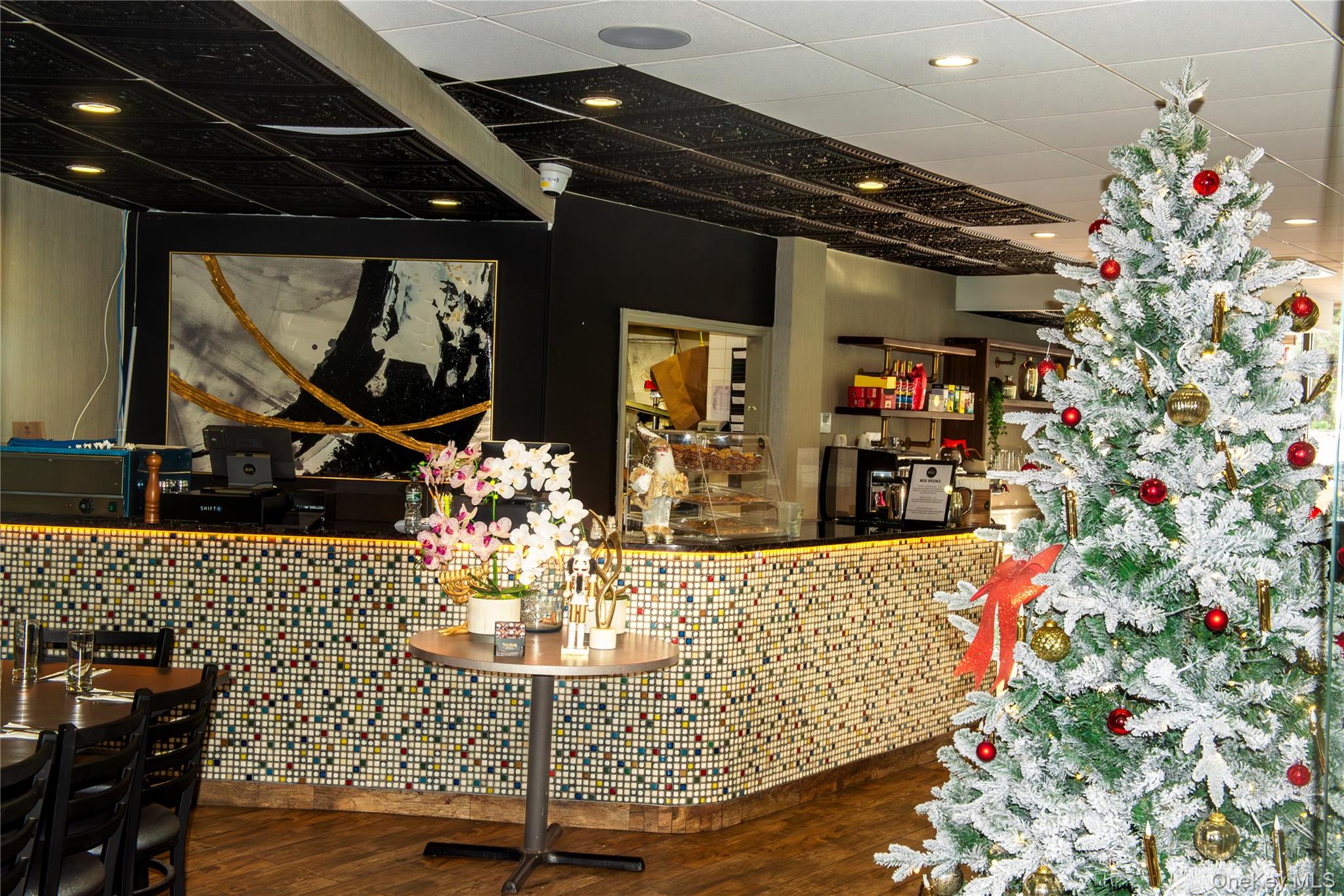 2 Bay Club Drive # 2T, Bayside, NY 11360