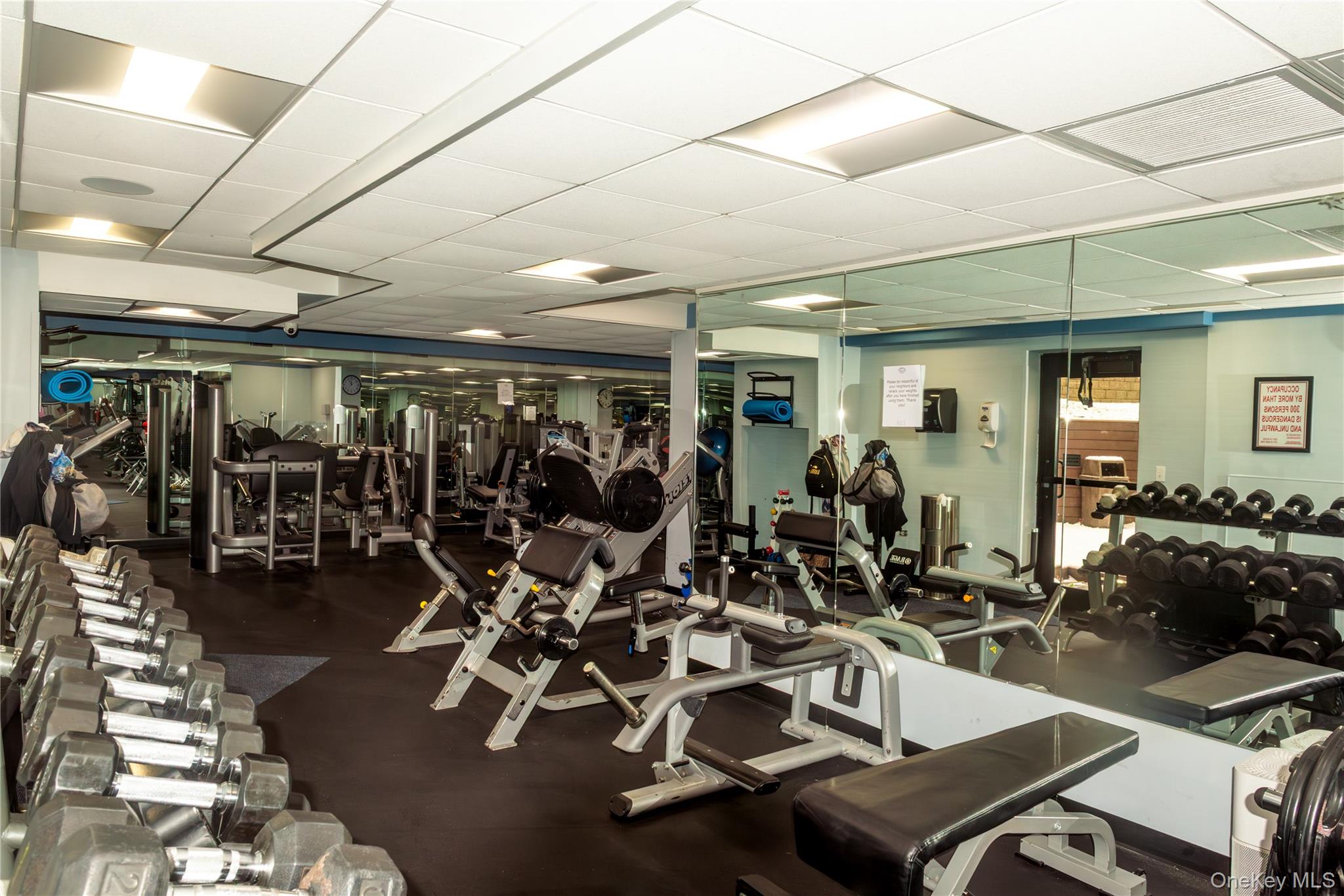 2 Bay Club Drive # 2T, Bayside, NY 11360