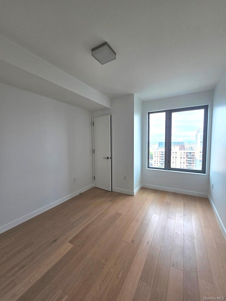 138-35 39th Avenue # 12L, Flushing, NY 11354