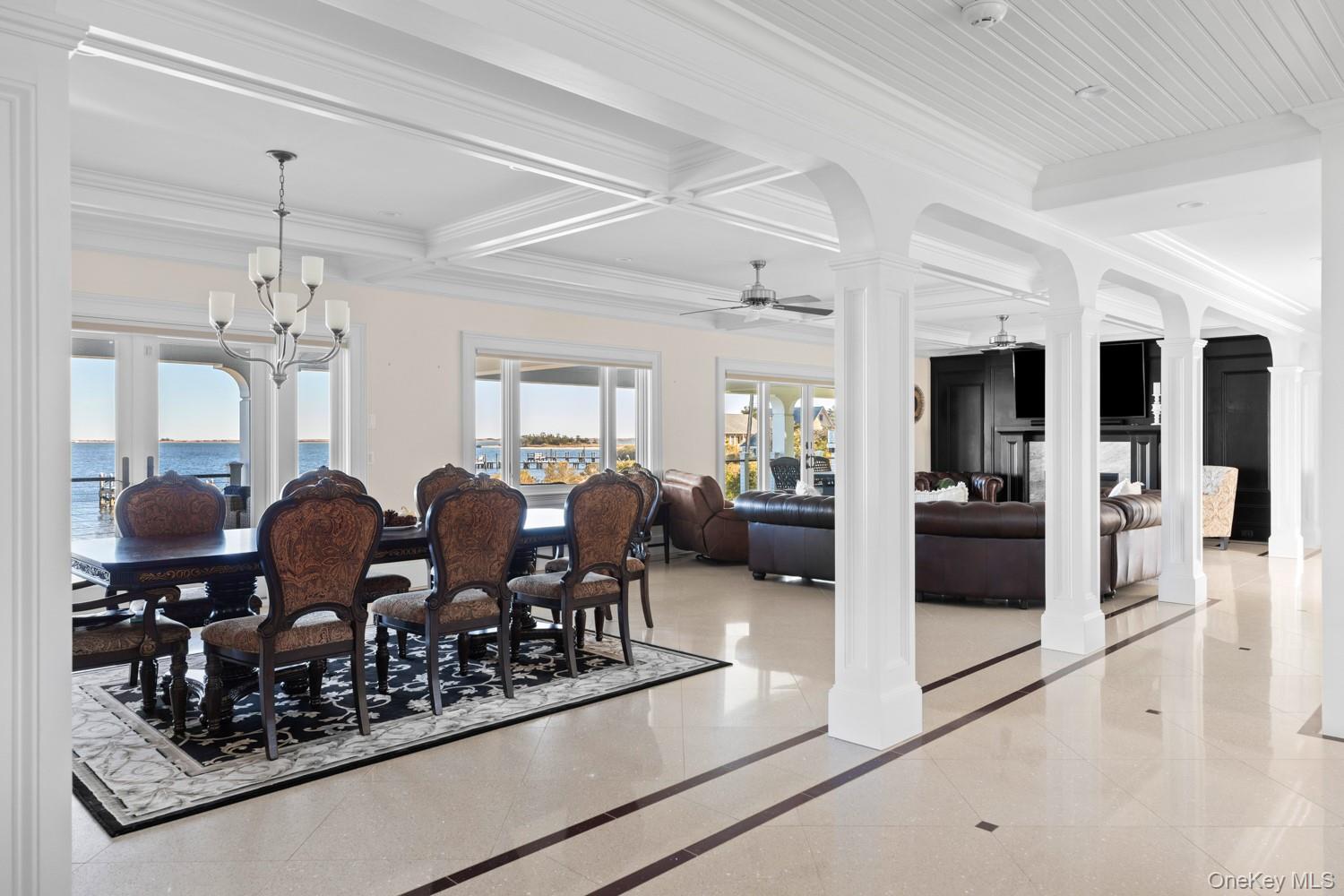 17 Ludlow Lane, Hampton Bays, NY 11946