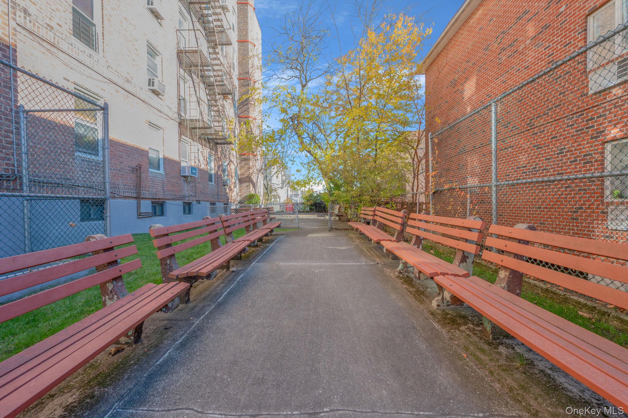 2552 E 7 Street # 1H, Brooklyn, NY 11235