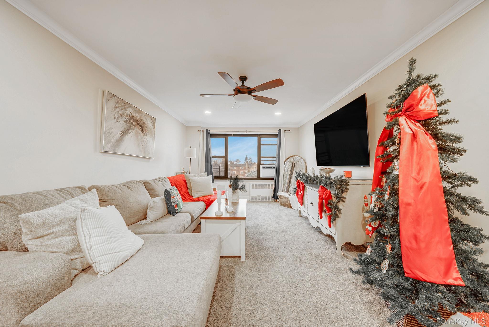 124 Smith Street # 3F, Freeport, NY 11520