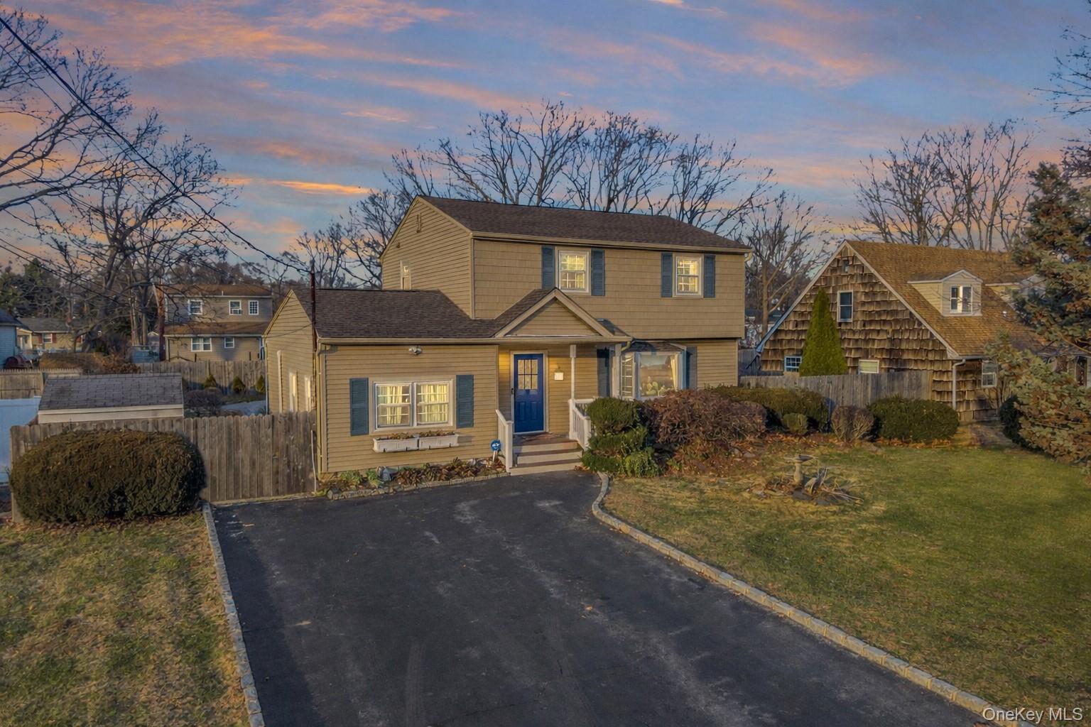 39 Appel Drive E, Shirley, NY 11967