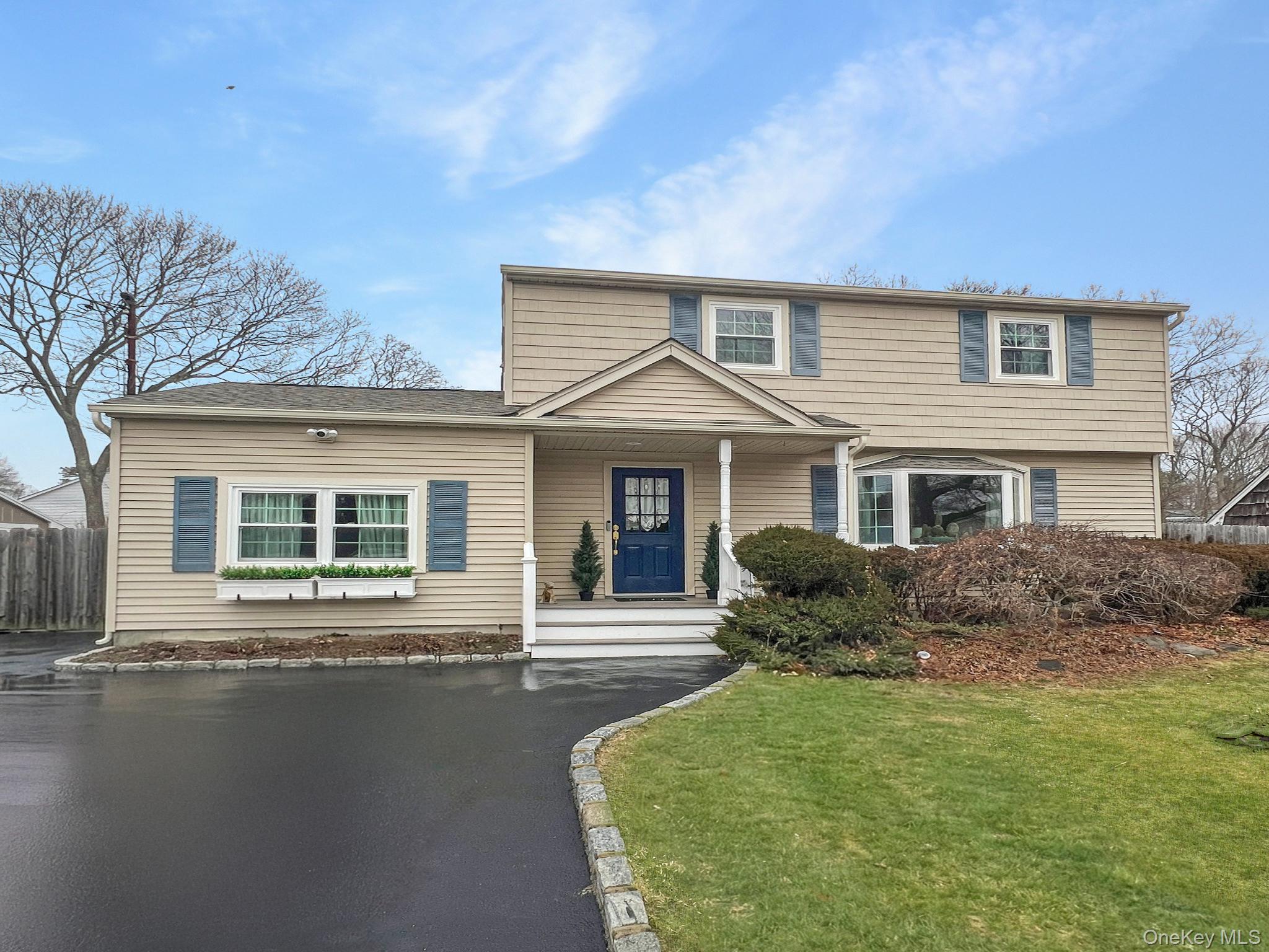 39 Appel Drive E, Shirley, NY 11967