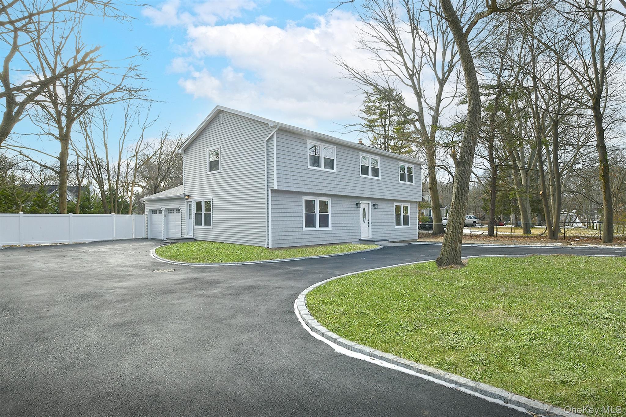 34 Warner Road, Huntington, NY 11743