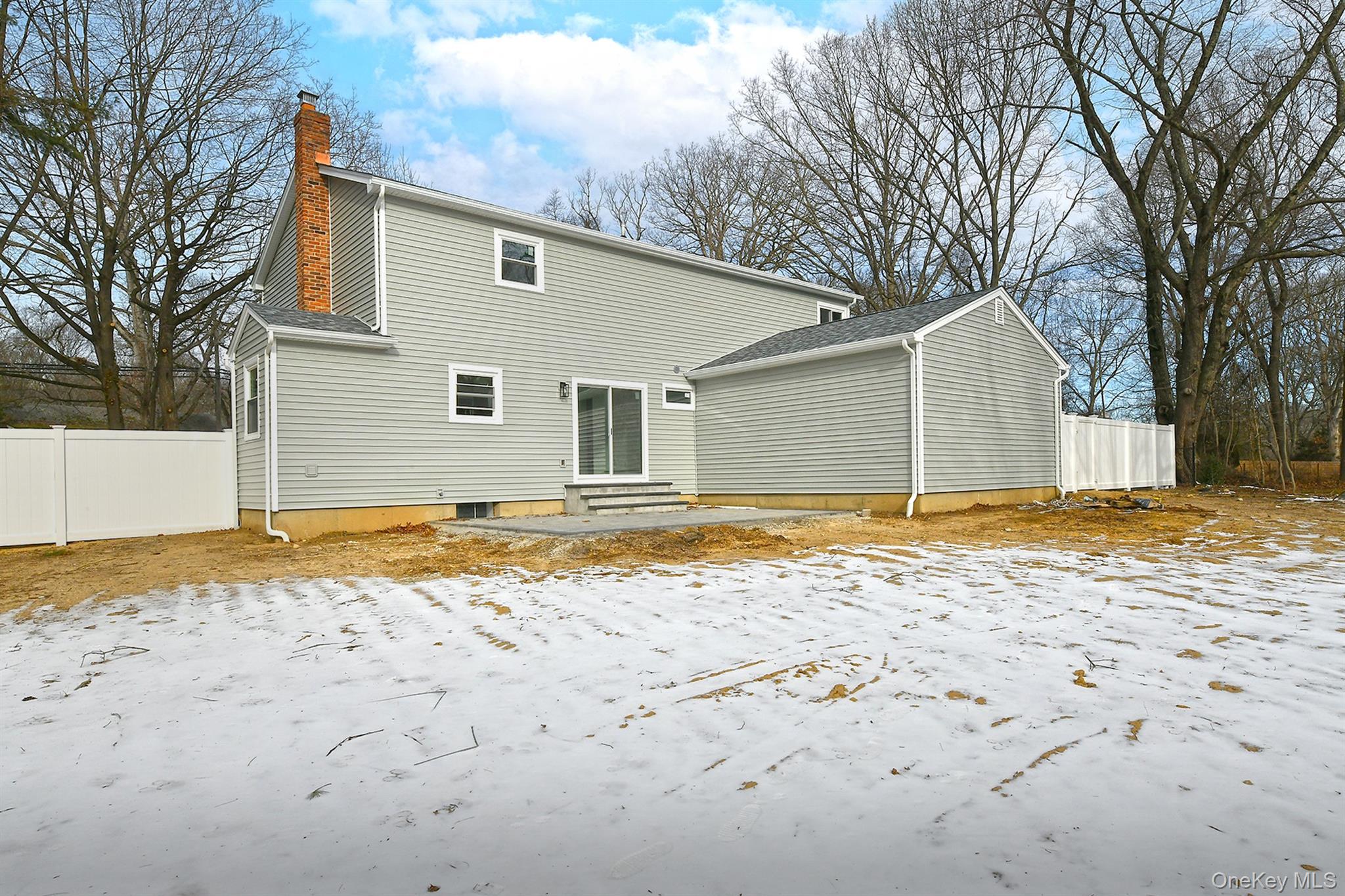 34 Warner Road, Huntington, NY 11743