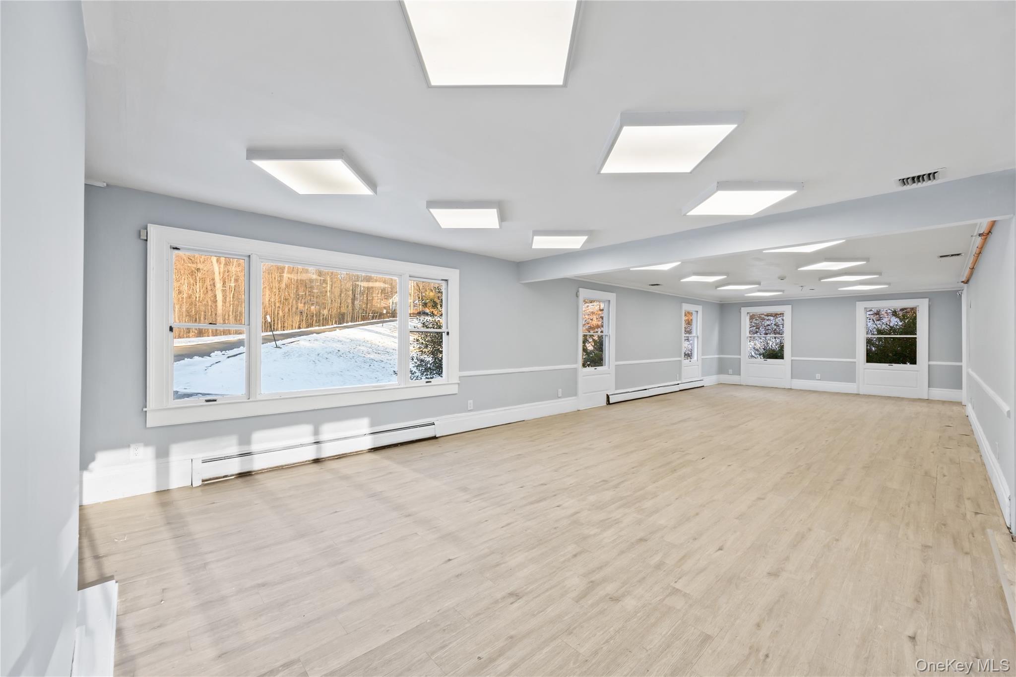 996 Haverstraw Road, Suffern, NY 10901