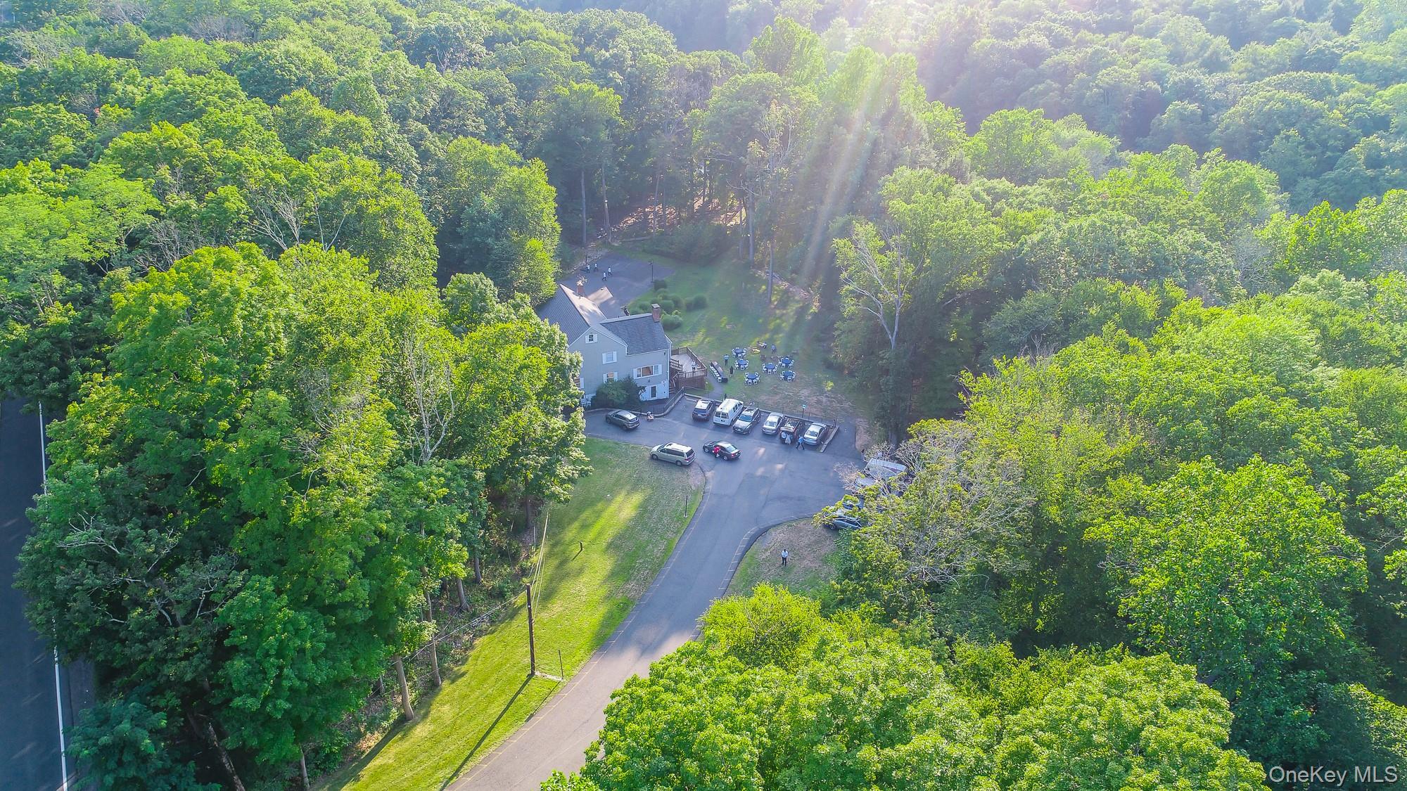 996 Haverstraw Road, Suffern, NY 10901