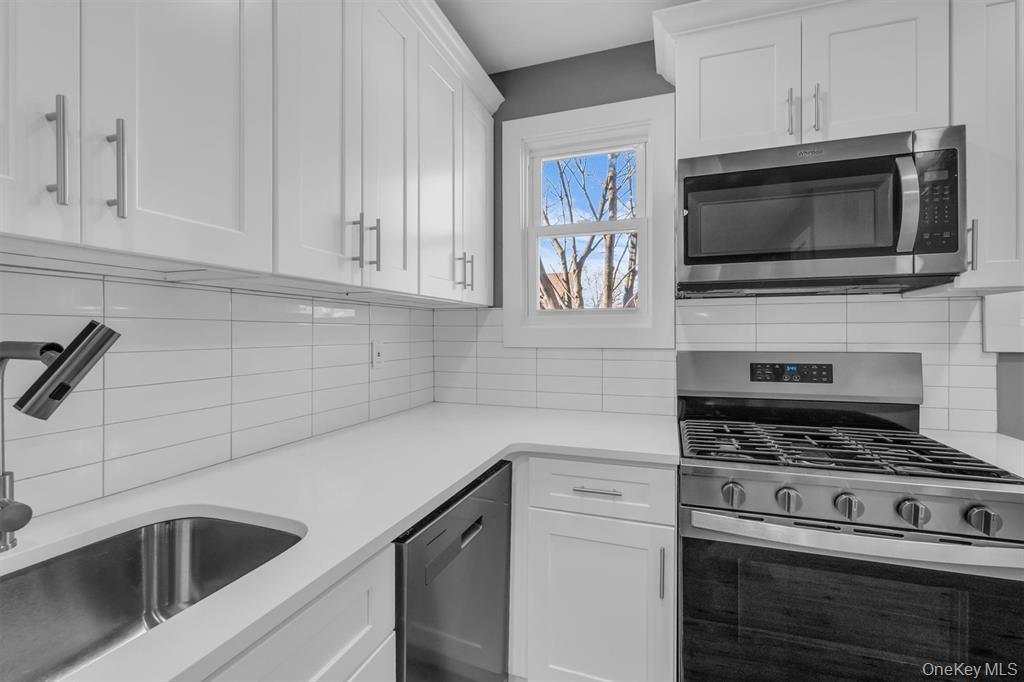 31-33 Burr Avenue, Hempstead, NY 11550