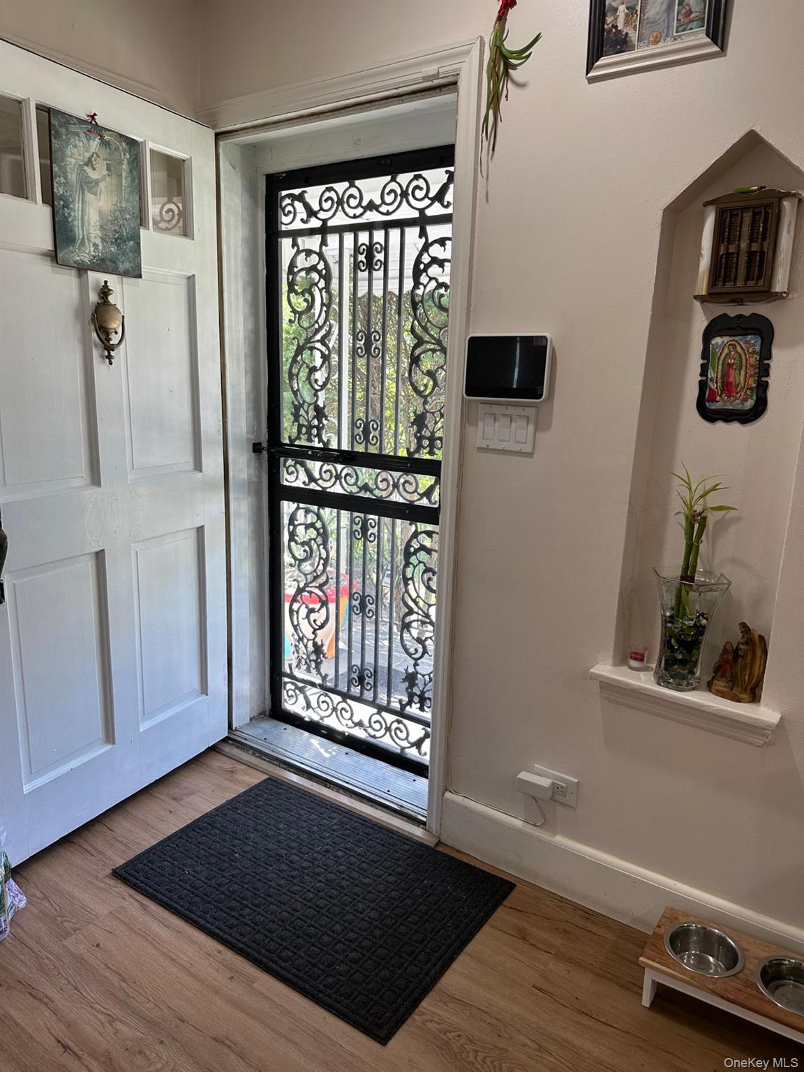 613 Adams Avenue, Hempstead, NY 11552