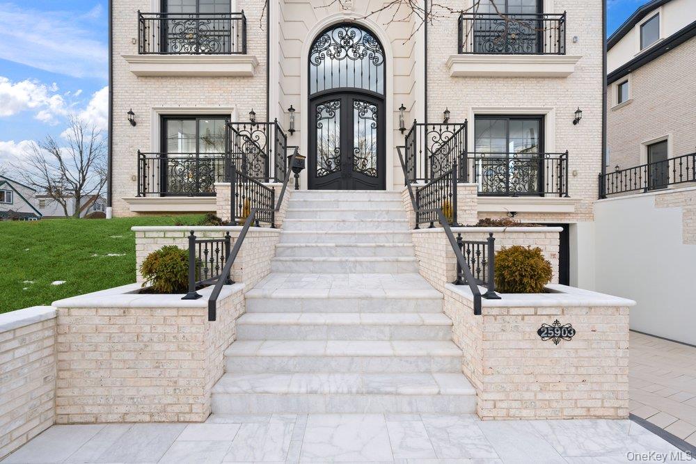 259-09 81st Avenue, Glen Oaks, NY 11004