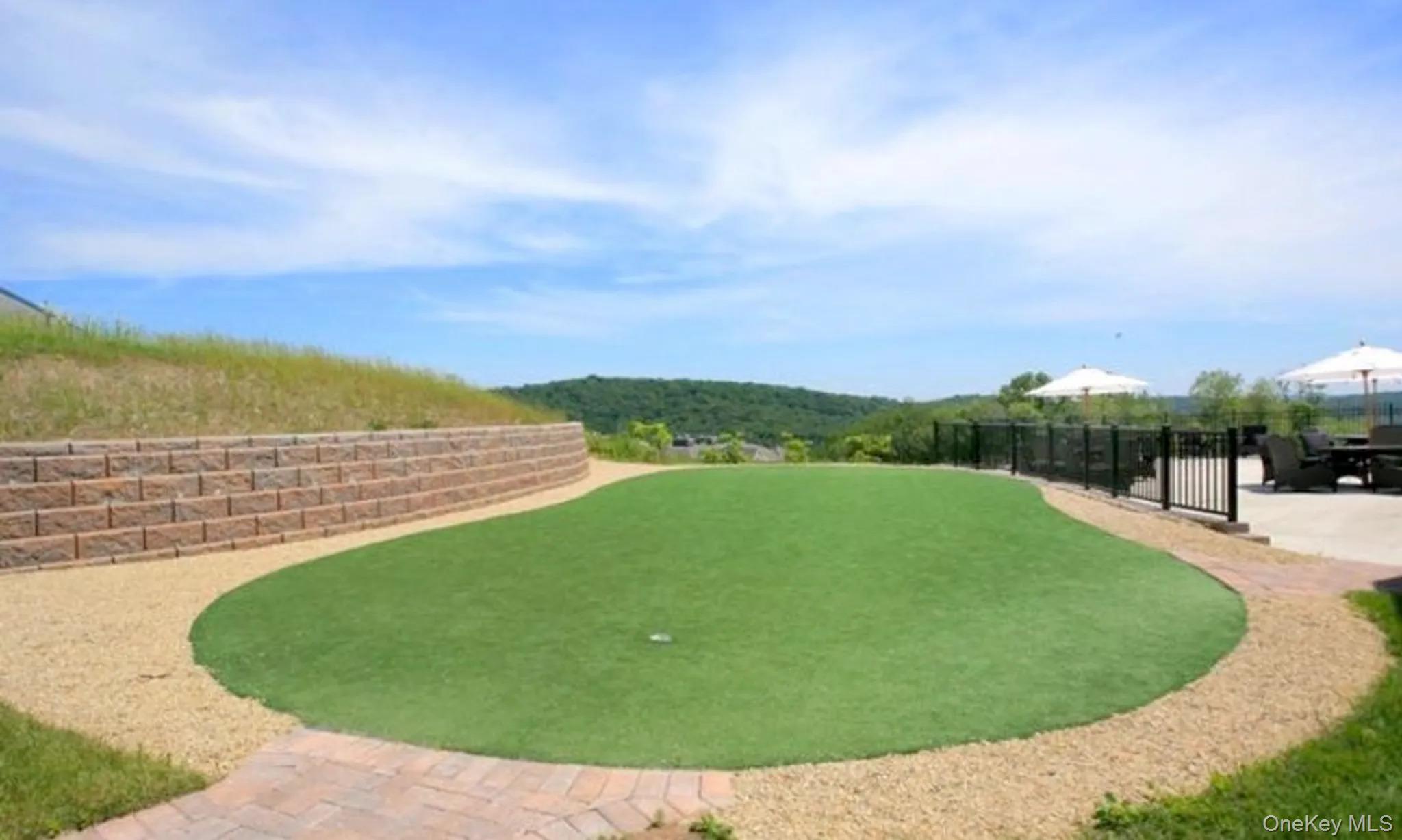 14 Langdon Grove, Carmel, NY 10512