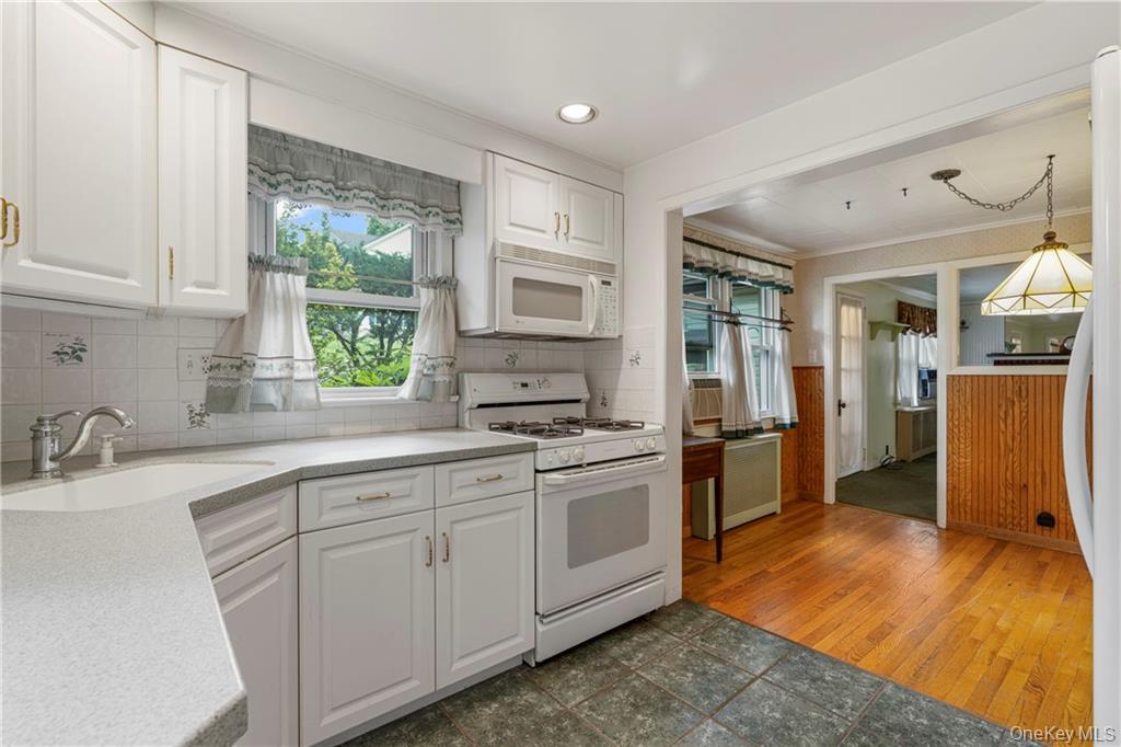 30 Lindbergh Lane, New City, NY 10956