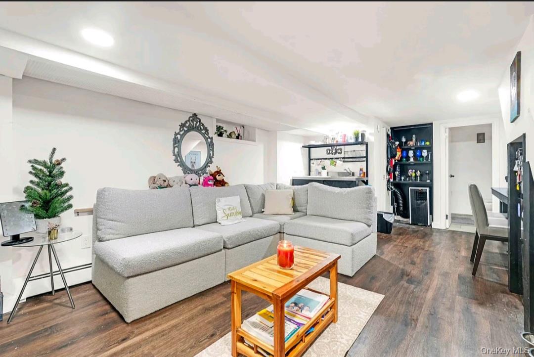 129-28 135th Place, South Ozone Park, NY 11420