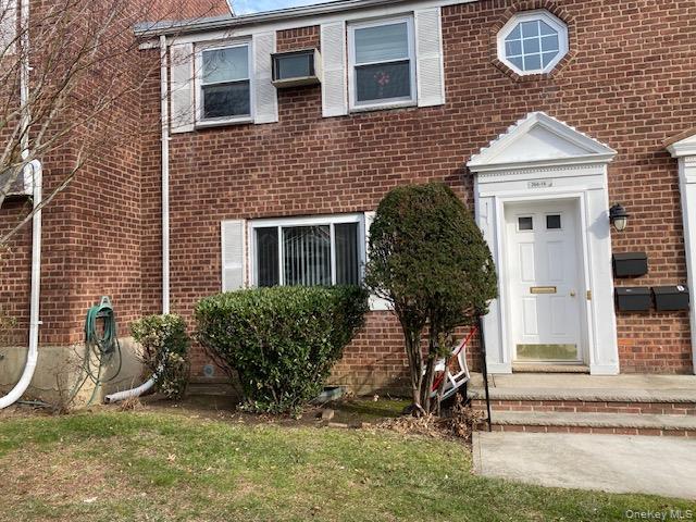 264-14 73rd. Avenue # 1st fl, Glen Oaks, NY 11004