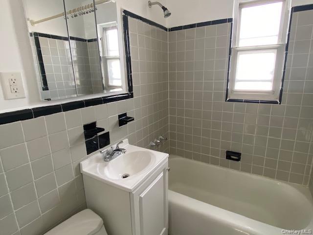 264-14 73rd. Avenue # 1st fl, Glen Oaks, NY 11004