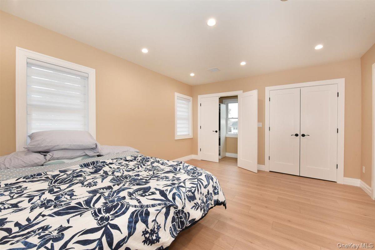 115 N Bergen Place, Freeport, NY 11520