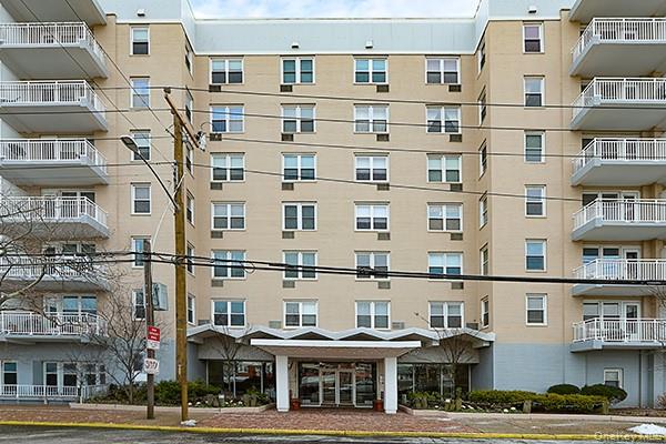 522 Shore Road # 1D, Long Beach, NY 11561