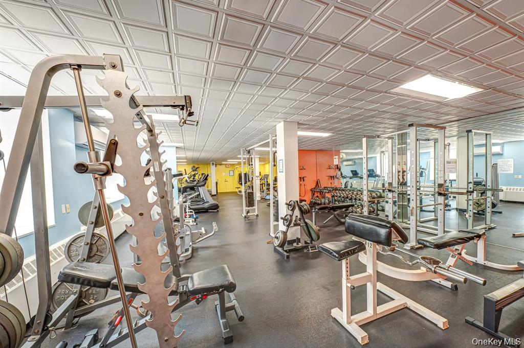 522 Shore Road # 1D, Long Beach, NY 11561