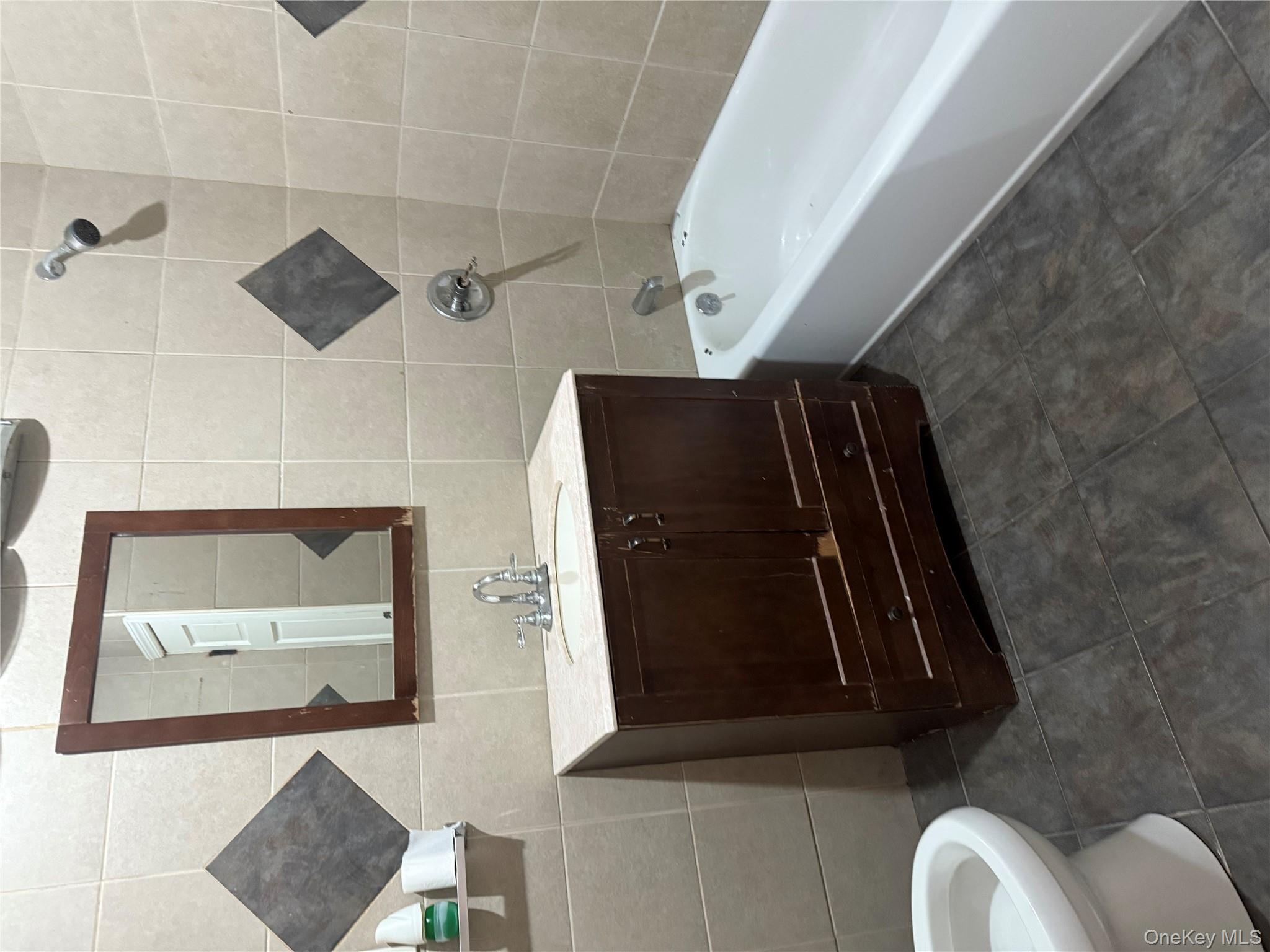 169 Euclid Avenue, Brooklyn, NY 11208