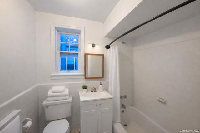 1986 W 9th Street, Brooklyn, NY 11223