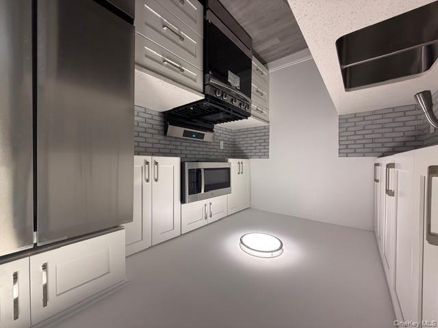 306 Hamilton Avenue # 1st Flr, Hewlett, NY 11557