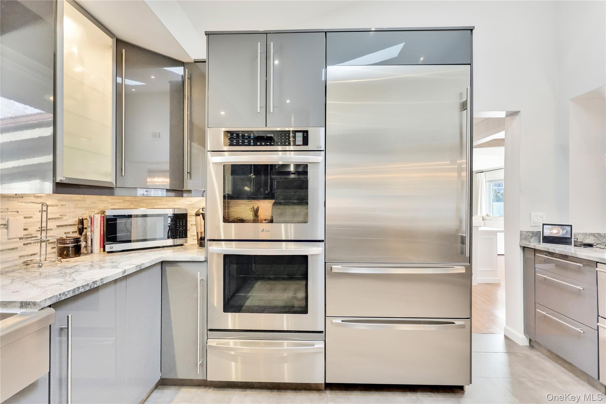 41 Erick Avenue, Hewlett, NY 11557