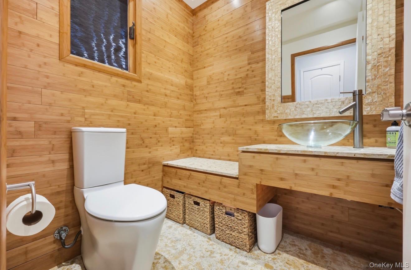 41 Erick Avenue, Hewlett, NY 11557